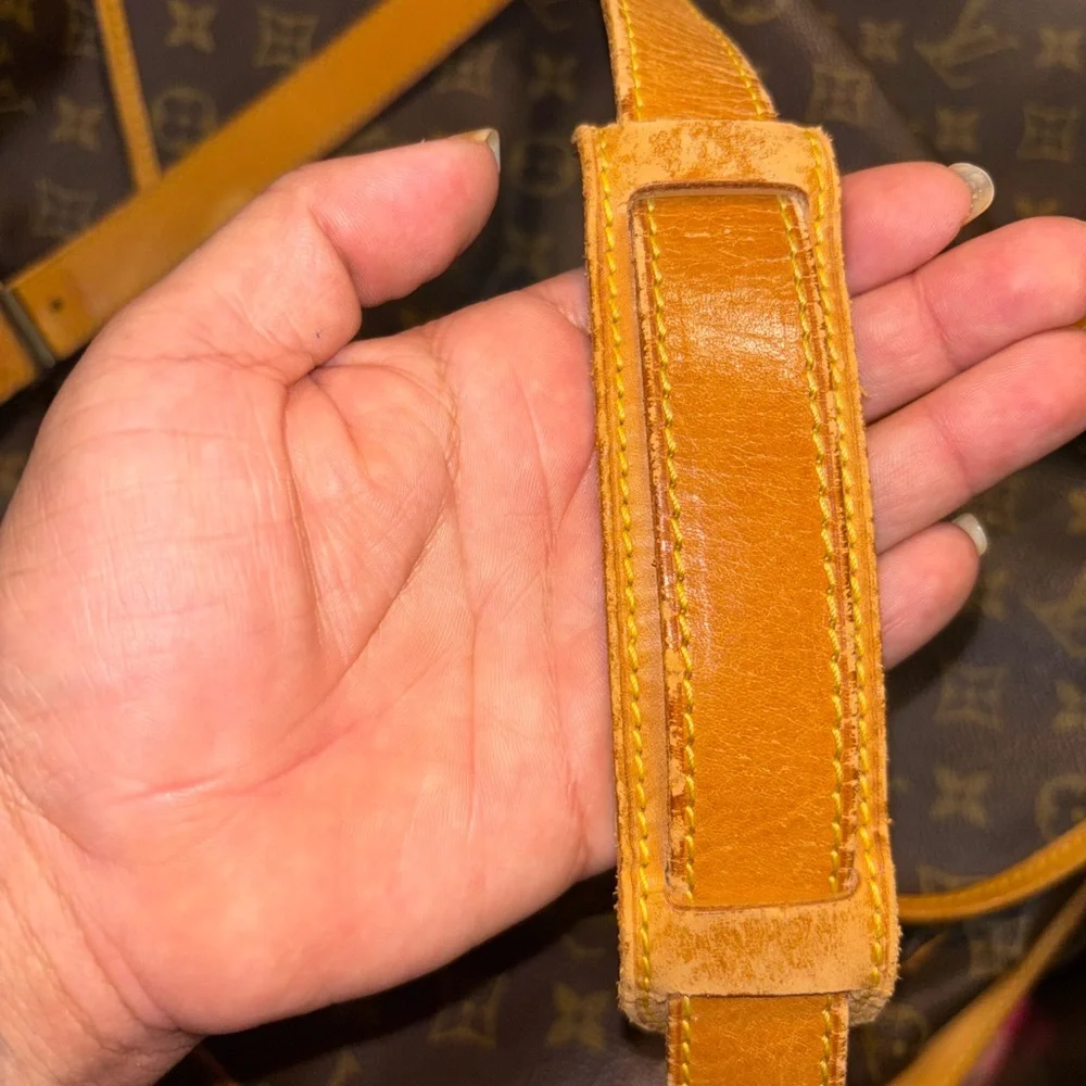 Louise Vuitton Large Saddle Bag Good Condition Great Corners Clean with COA